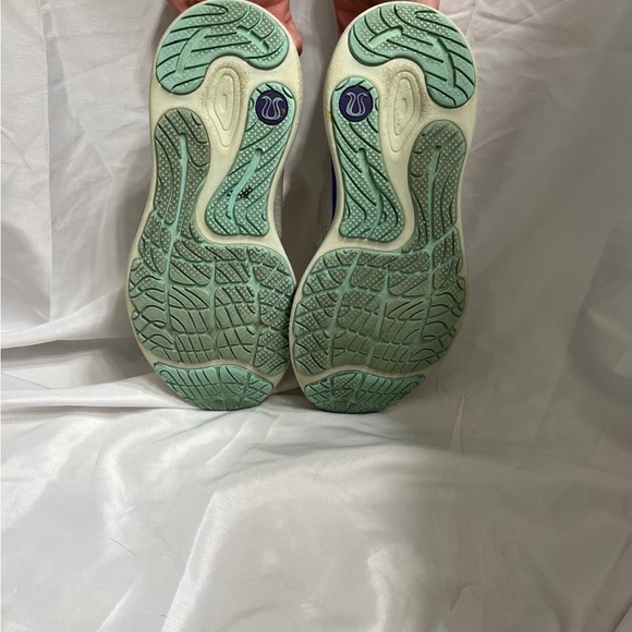 Lululemon Blissfeel Running Shoes - Picture 5 of 5